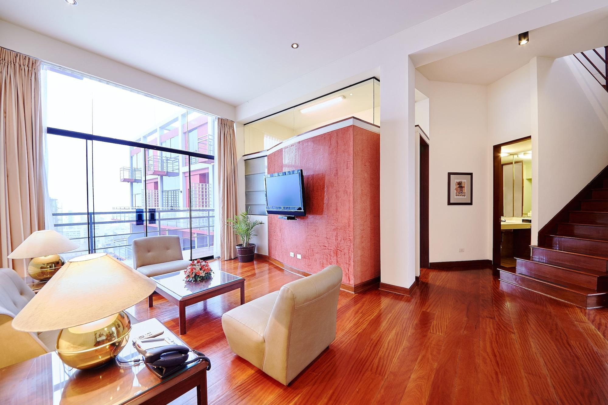 Thunderbird Hotel Fiesta & Casino Lima Bagian luar foto