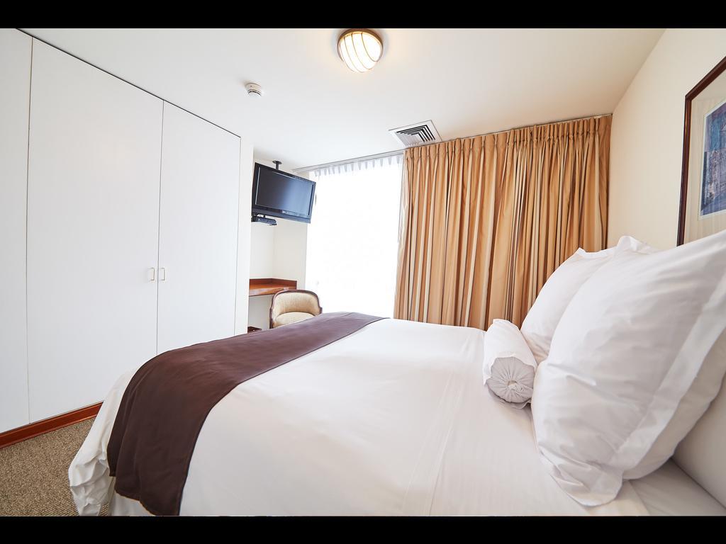 Thunderbird Hotel Fiesta & Casino Lima Ruang foto
