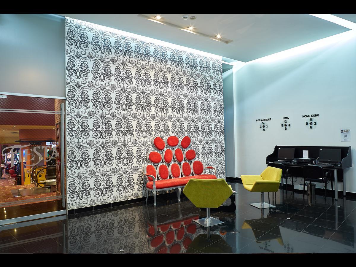Thunderbird Hotel Fiesta & Casino Lima Bagian luar foto