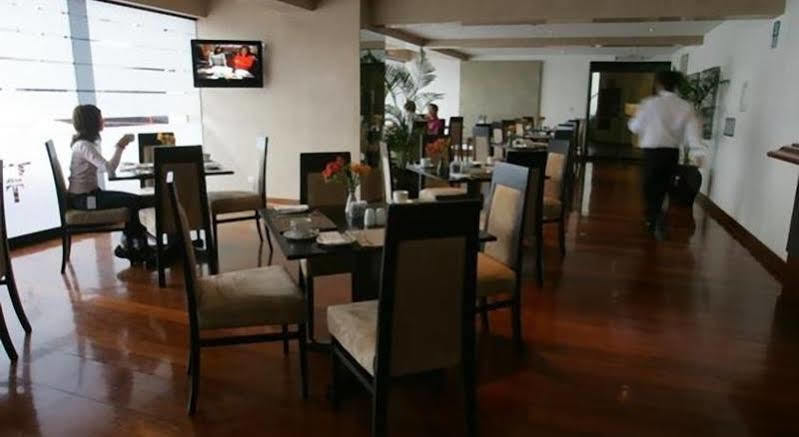 Thunderbird Hotel Fiesta & Casino Lima Bagian luar foto